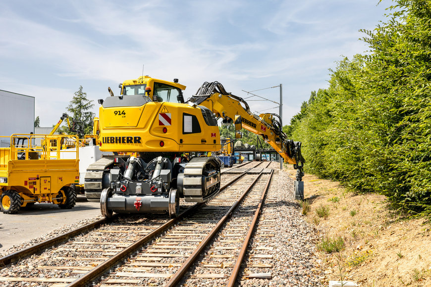 Lancement de la pelle sur chenilles-rail Liebherr R 914 CR agréée pour le marché français