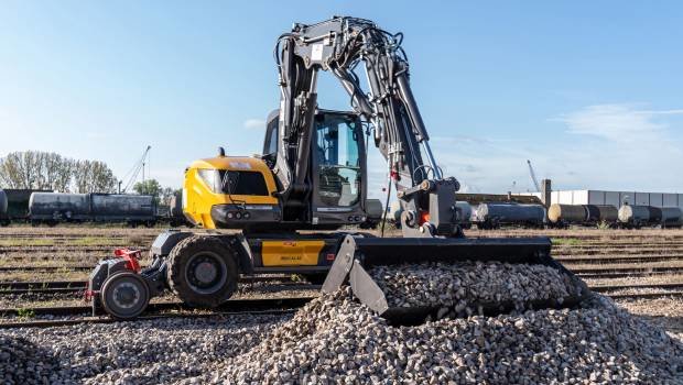 MECALAC ET BAYWA CONCLUENT UN PARTENARIAT POUR LA DISTRIBUTION D&rsquo;ENGINS EN ALLEMAGNE