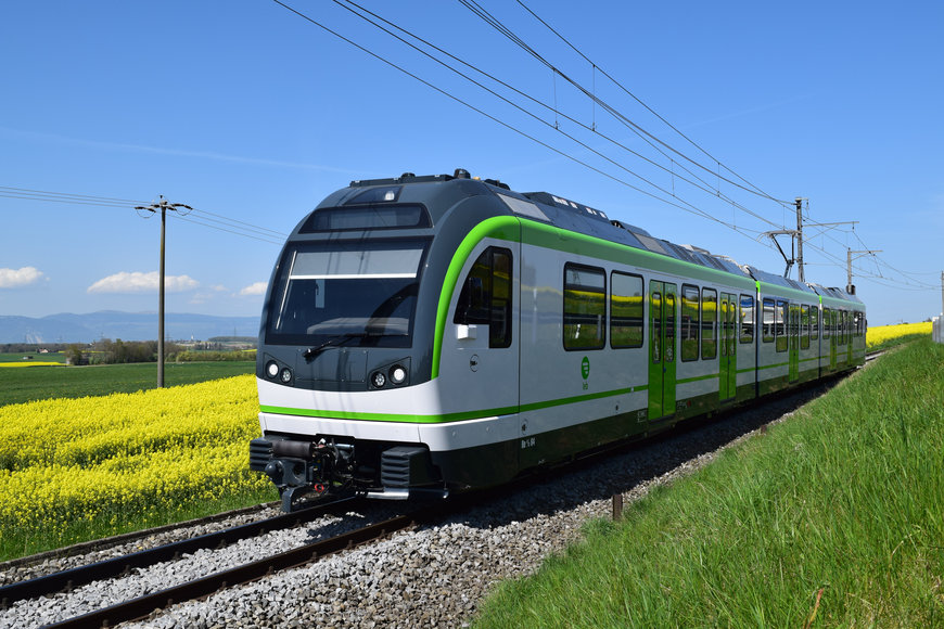 LE LEB RENFORCE SON OFFRE DE TRANSPORT AVEC QUATRE NOUVELLES RAMES SUR MESURE DE STADLER