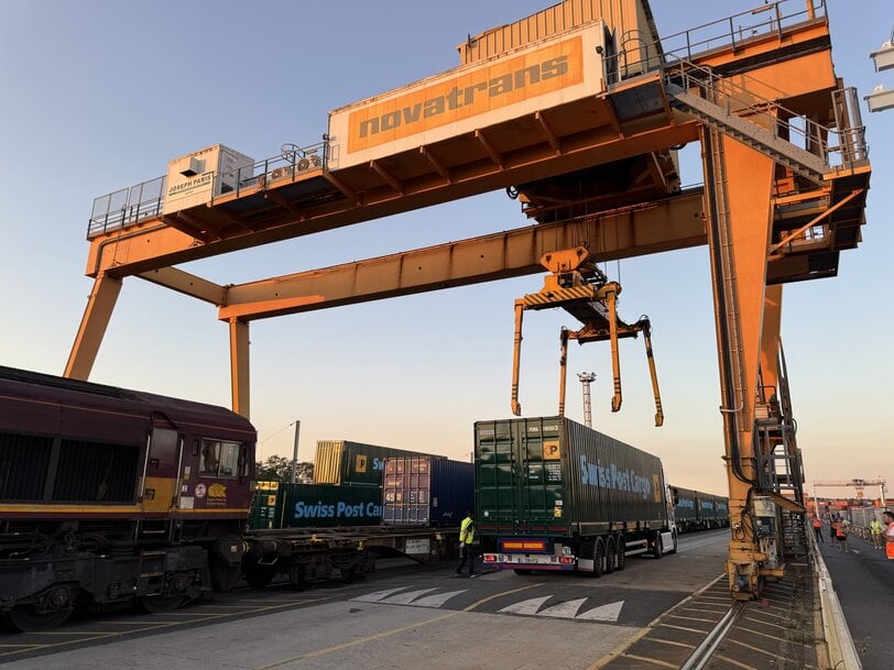 Logistique intermodale : le Groupe PORTMANN  et DB Cargo France inaugurent un service ferroviaire  pour approvisionner les magasins IKEA de la région parisienne