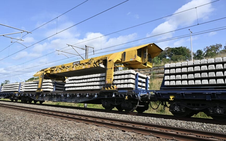 Infrabel: Renouvellement de la ligne à grande vitesse « Louvain – Liège » à l’aide d’un train-usine de plus de 700m de long