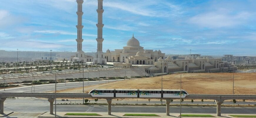 Une nouvelle ère de mobilité intelligente et durable s’ouvre en Égypte avec la mise en service commerciale du monorail « East of Nile », qui va transformer la connectivité dans l&rsquo;agglomération du Caire