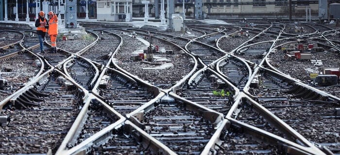 Modernisation du RER D : basculement historique des postes d’aiguillage de la Gare de Lyon Souterraine par le groupement Compagnie des Signaux, SYSTRA et Eiffage Énergie Systèmes aux côtés des équipes SNCF Réseau