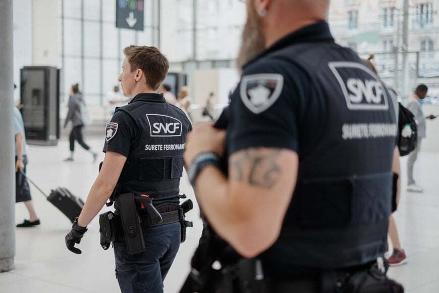 SÉCURITÉ DANS LES TRANSPORTS : CADRAGE DE L&rsquo;EXPÉRIMENTATION POUR L&rsquo;USAGE DU PISTOLET À IMPULSIONS ÉLECTRIQUES PAR LES AGENTS DE SURETÉ DE LA SNCF ET DE LA RATP